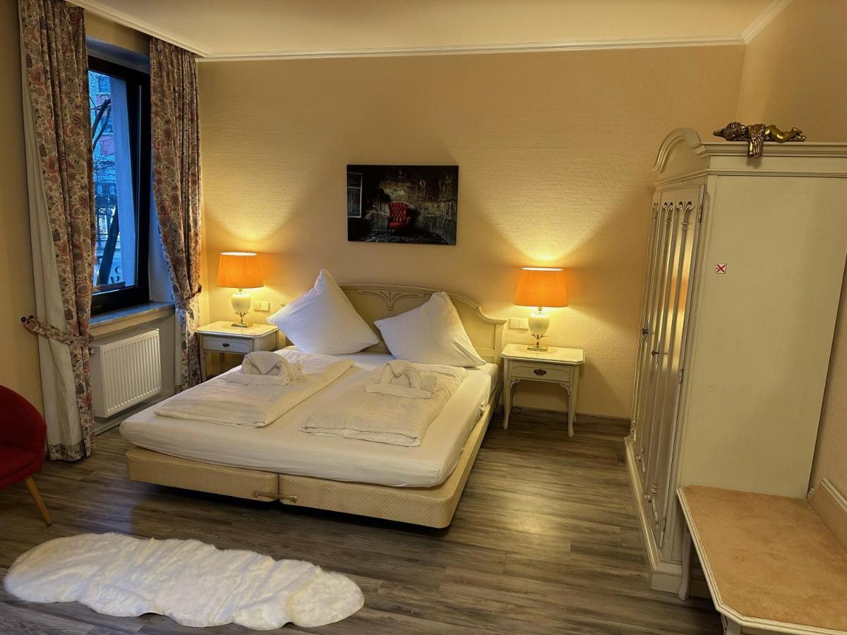 Hotel "Dream In" Heiligenhaus Exteriör bild